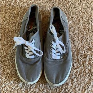 Mossimo Gray Canvas Sneakers